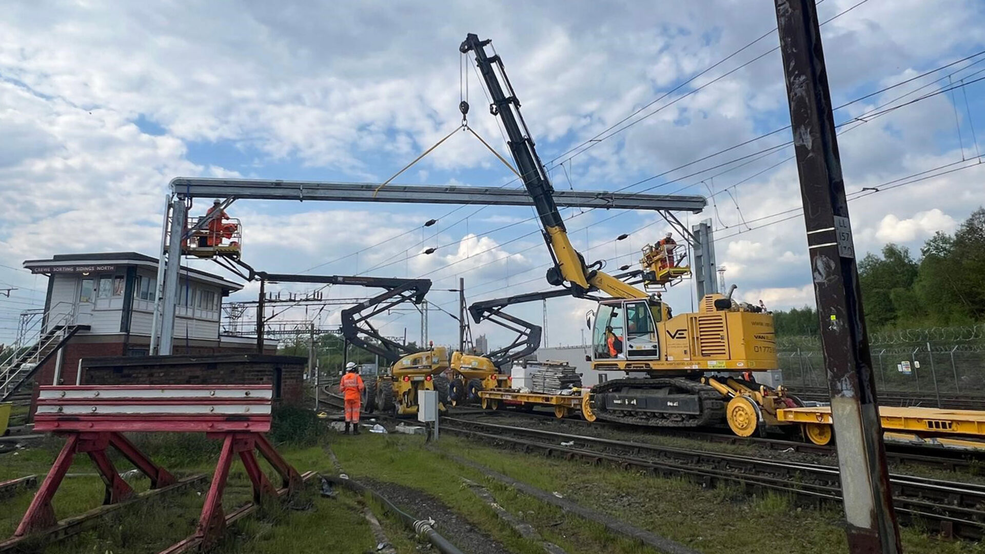 Major £190m signalling upgrade completed at Crewe railway junction ...
