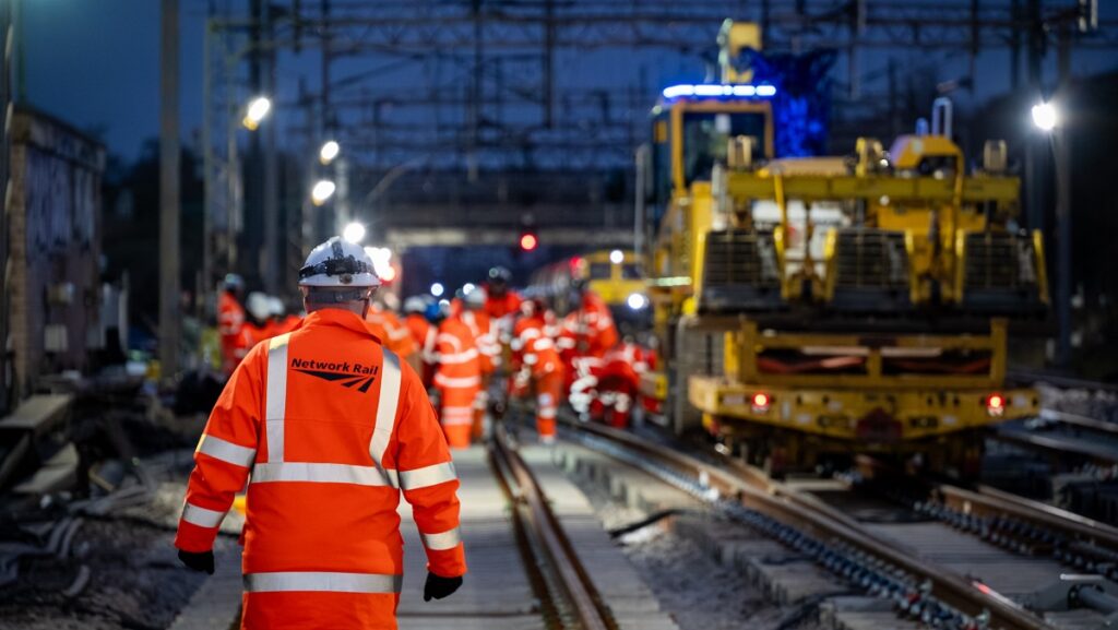 Network Rail sets out next phase of £400m West Coast Main Line upgrade ...